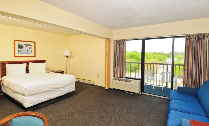Holiday Sands South