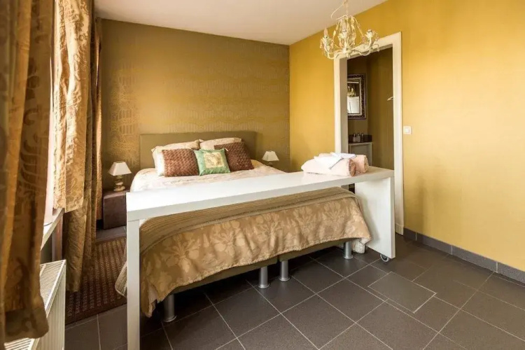 A Dream Bed & Breakfast