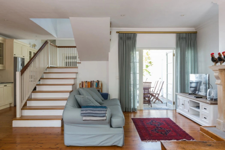 The Majestic Apartment
