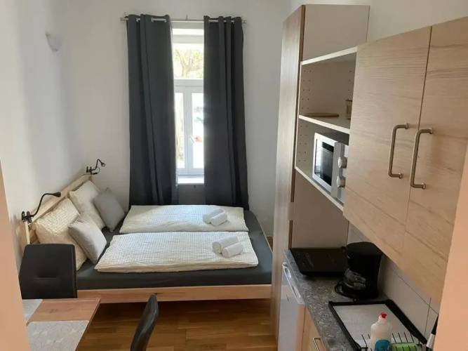 Luna Apartments