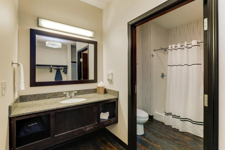 Stoney Creek Hotel - Conference Center photo 36