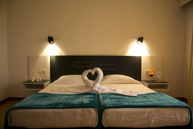 Urban Hotel Amadeos