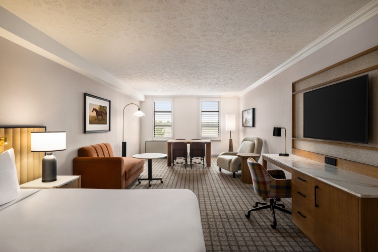 Crowne Plaza Louisville Airport Expo Ctr photo 8
