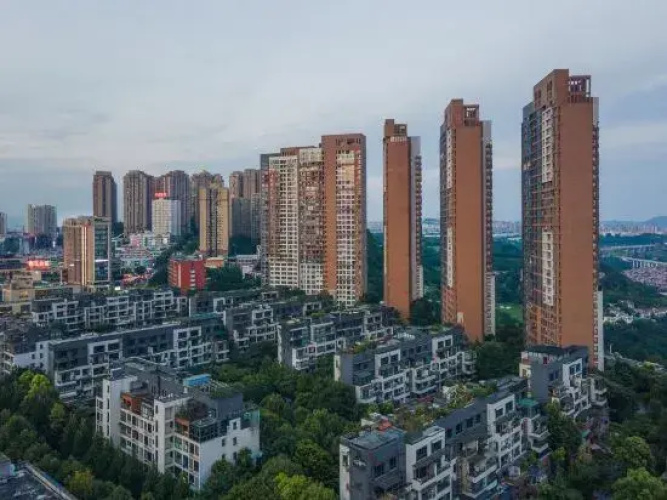 Chongqing Langqin Light Luxury Boutique Hotel