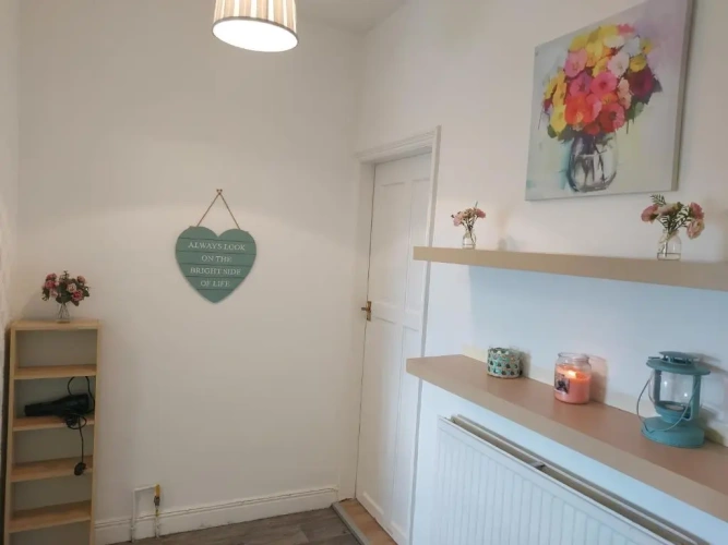3 Bedrooms Apartment