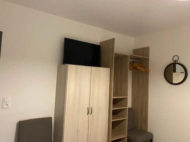 2 Bedrooms Cottage
