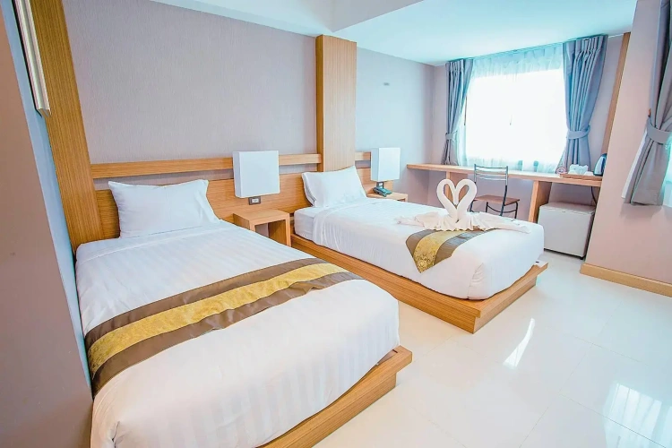 Standard Twin room
