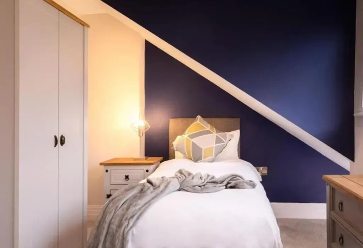 Single Apartment