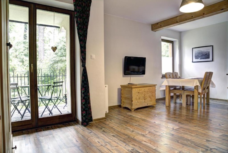 1 Bedroom Apartment with balcony