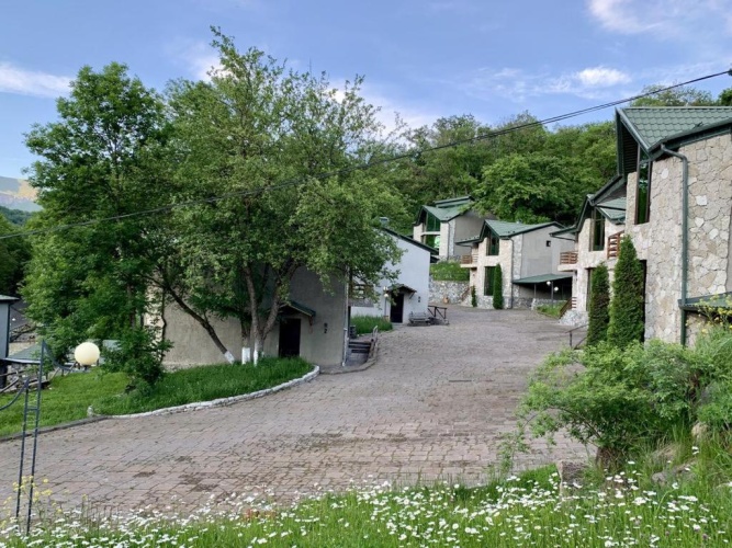 2 Bedrooms Villa