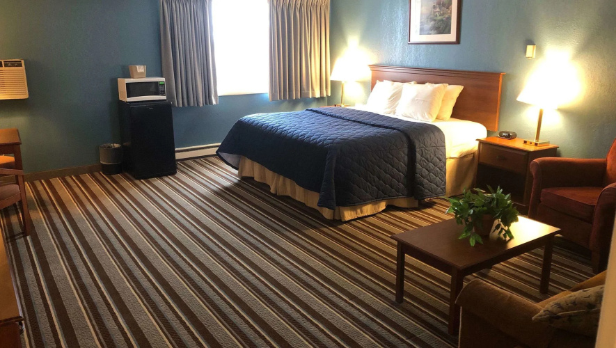 Magnuson Hotel Copper Crown