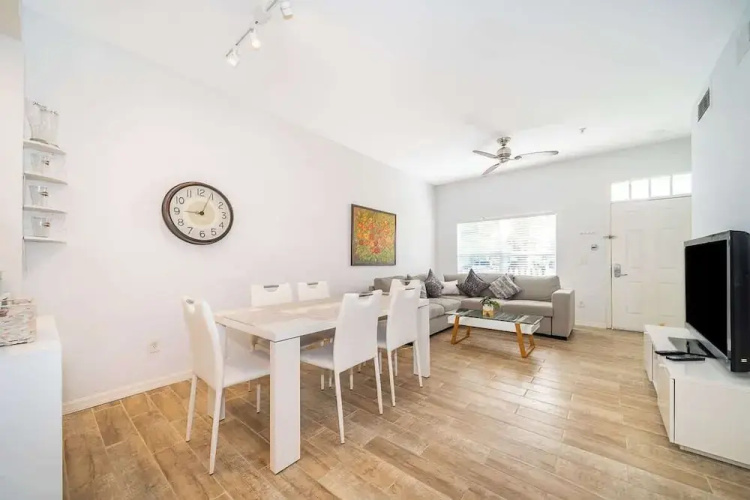 Charming 3brtownhome Near Disney