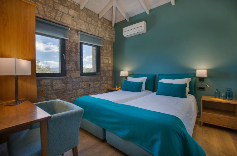 Anthemion Suites & Villas