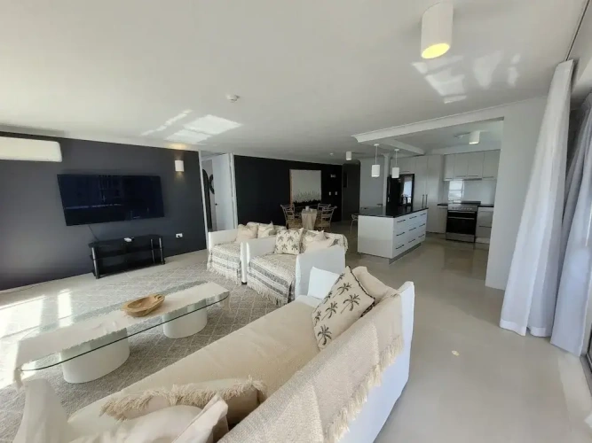 Family Apartment with balcony