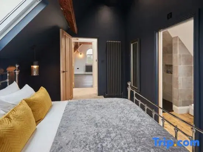 The Loft at Skinner St