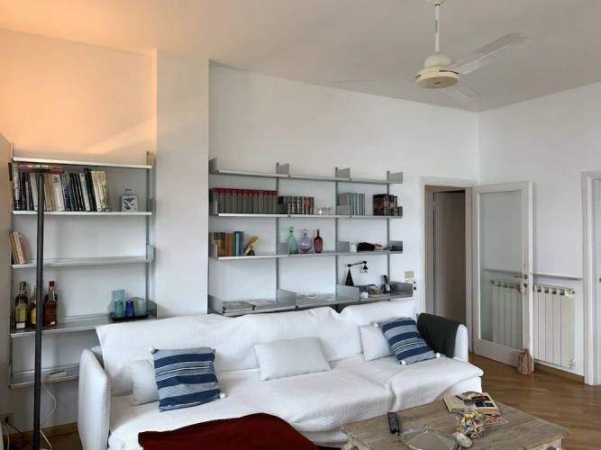 3 Bedrooms Apartment
