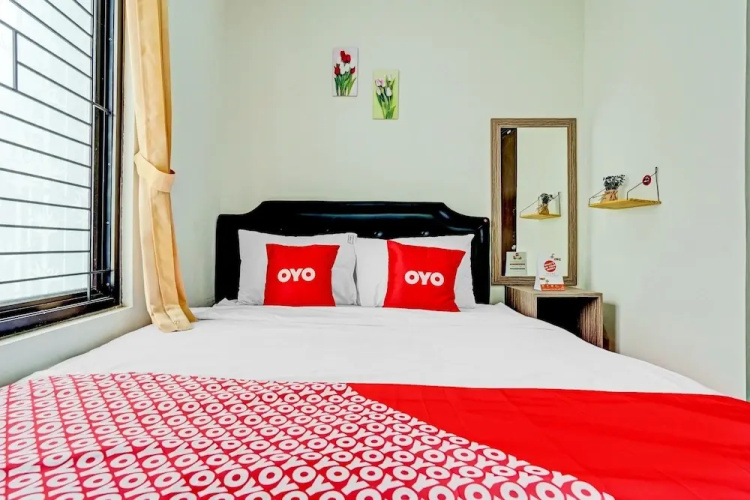 OYO Life 90211 I-sidji Inn