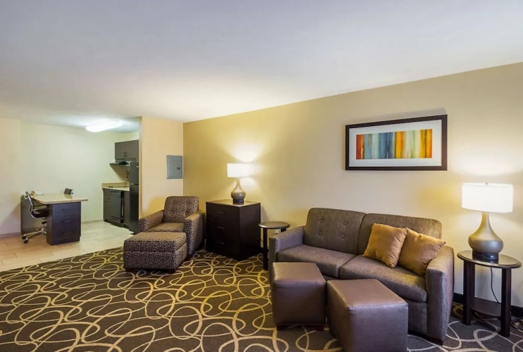 Executive Quadruple Suite