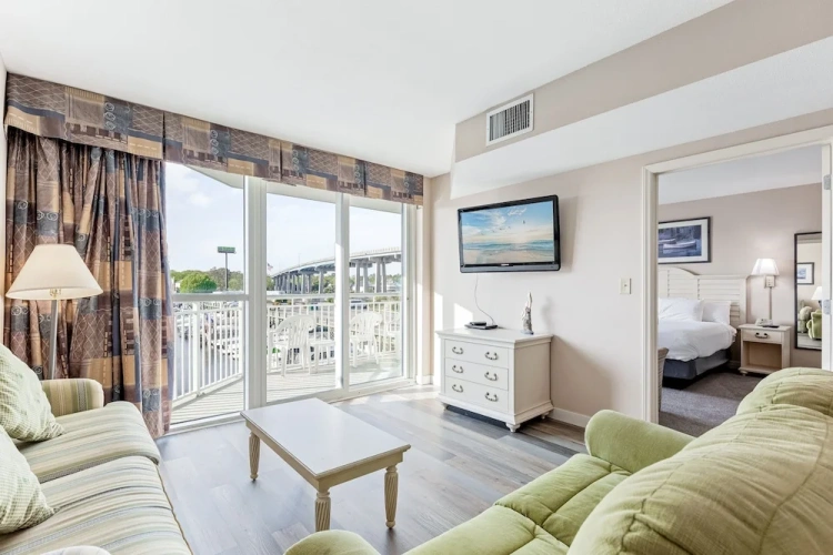 2 Bedrooms Suite with balcony