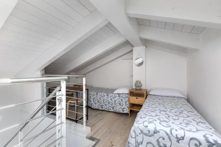 Classic Quadruple room