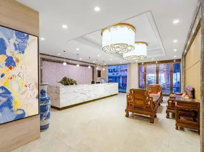 Bo'ai Junhuai Shangpin Hotel