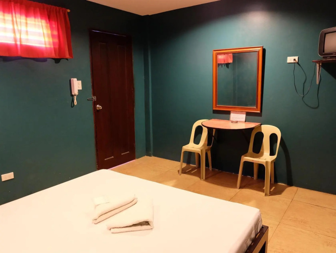 Mactan Golden Motel