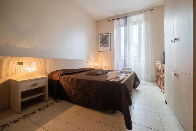 Roi Suite