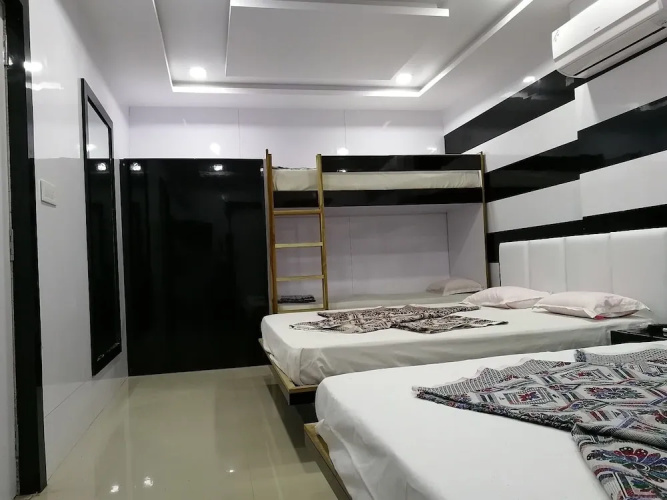 Hotel Laabh