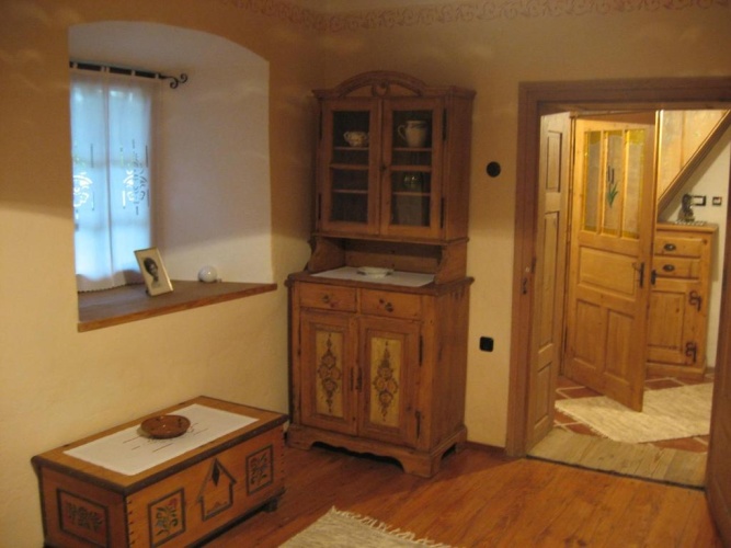 2 Bedrooms Cottage