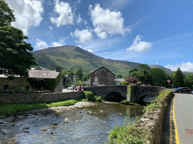 Bryn Eglwys Hotel