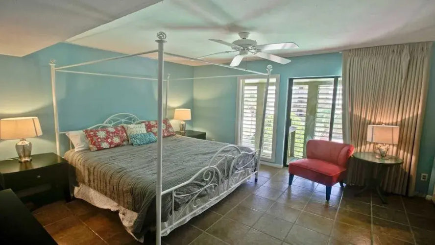 211 - 2 Br Condo