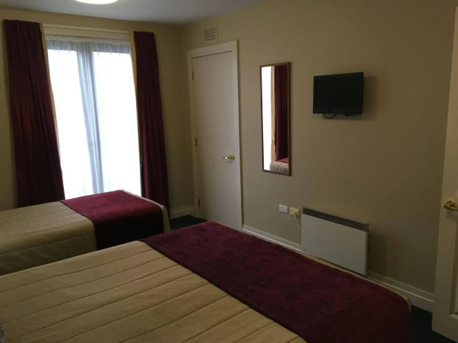 Motel on York
