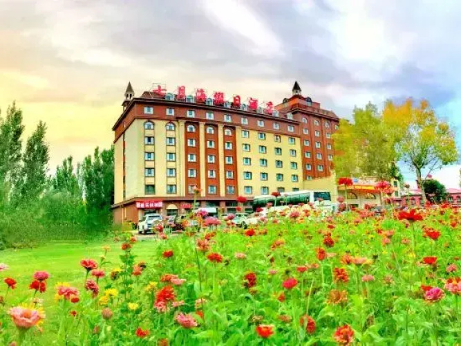 Qiyuehai Holiday Hotel
