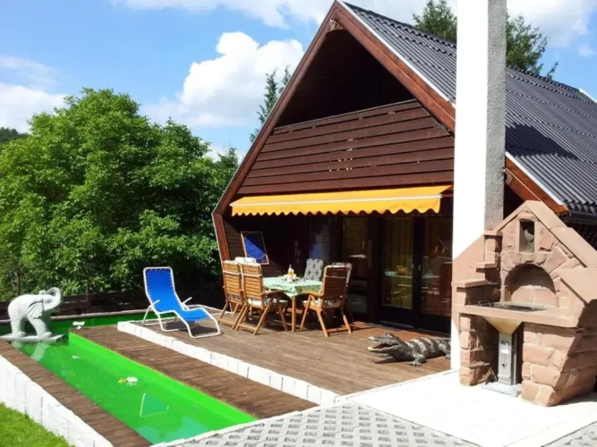 3 Bedrooms Cottage