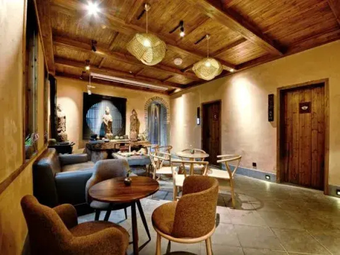 Bushe Wenyue Guesthouse