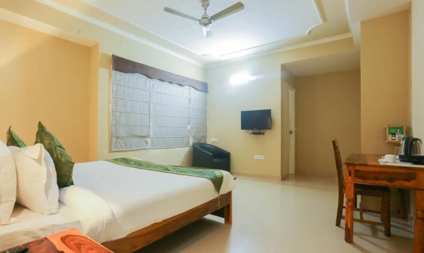 Treebo The Anchorage Malviya Nagar