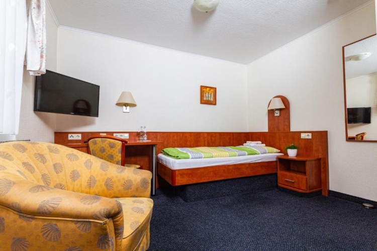 Standard Single room