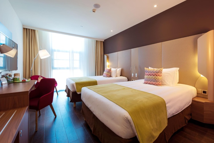 Premier Twin room