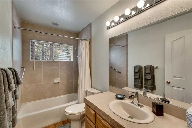 Panhandle - 3 Br Home