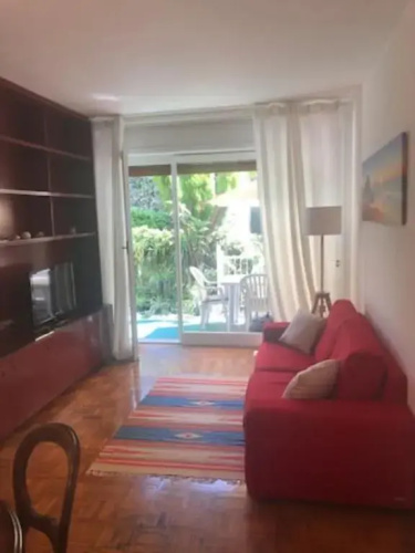 Guisci Beach House