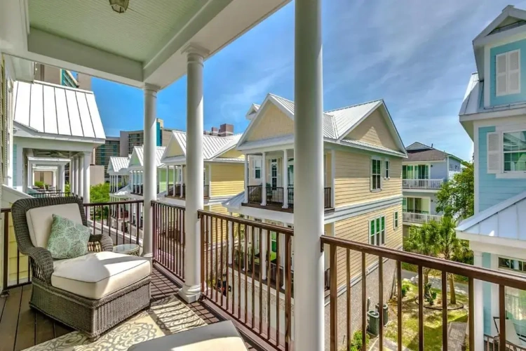 4 Bedrooms Cottage