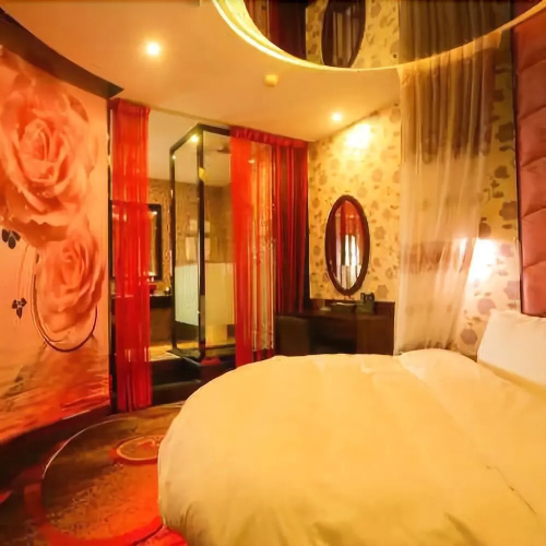 Haiwen Theme Couple Art Hotel