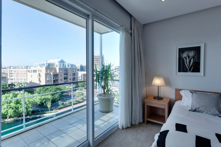401 Apartment