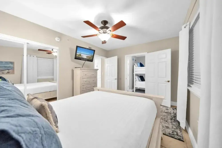 Emerald Beach 225