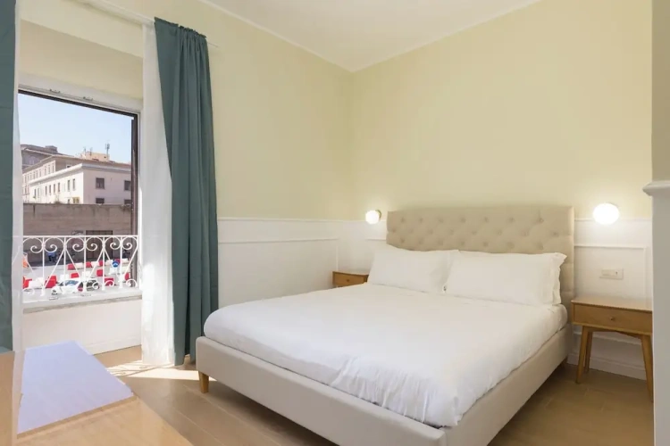 Deluxe Double room with city view