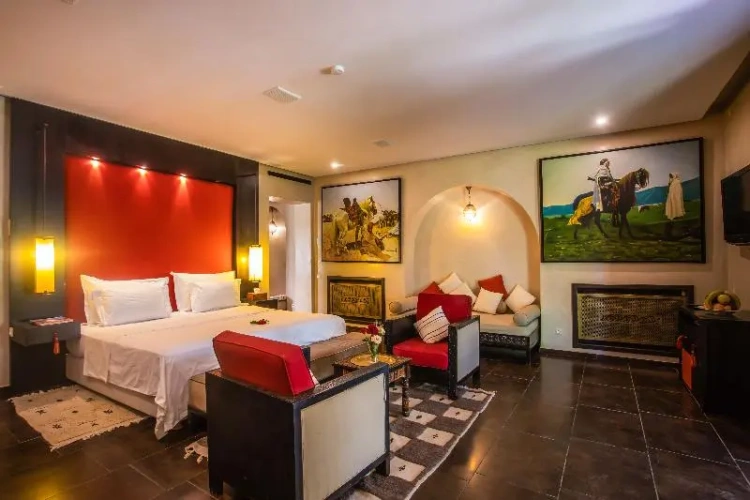 Deluxe Suite with balcony