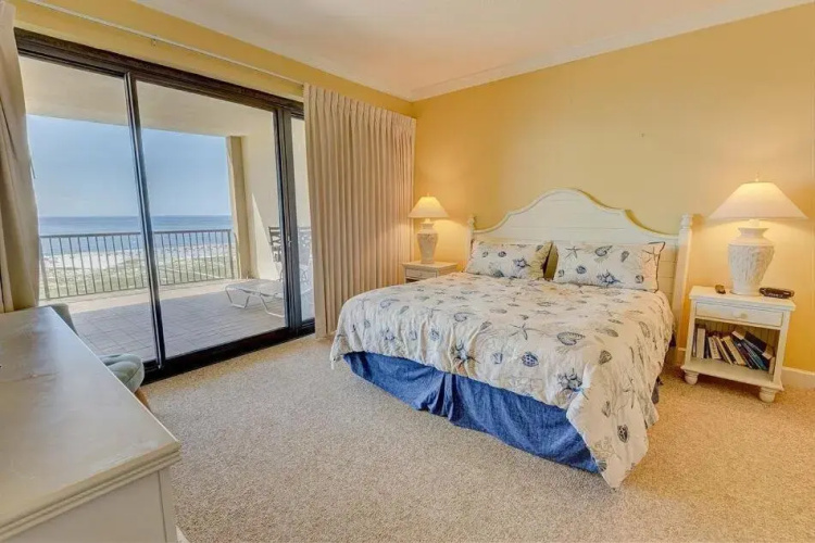 Grand Pointe 612