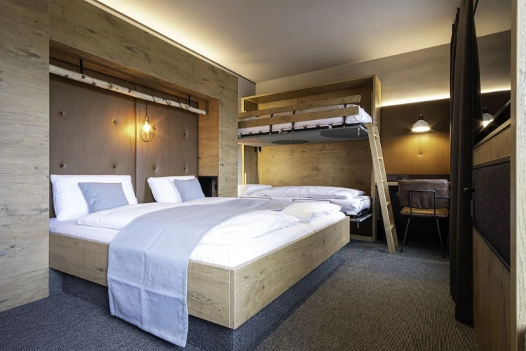 Standard Quadruple room