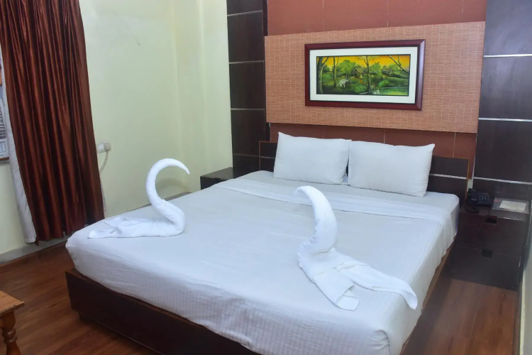 Hotel Arya Palace