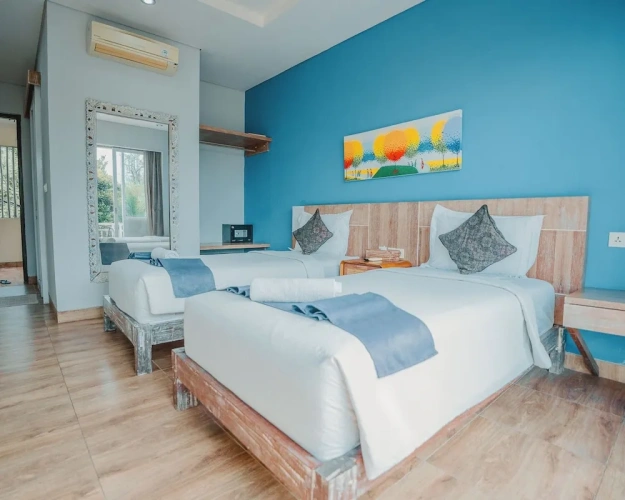 Deluxe Twin room with ocean view